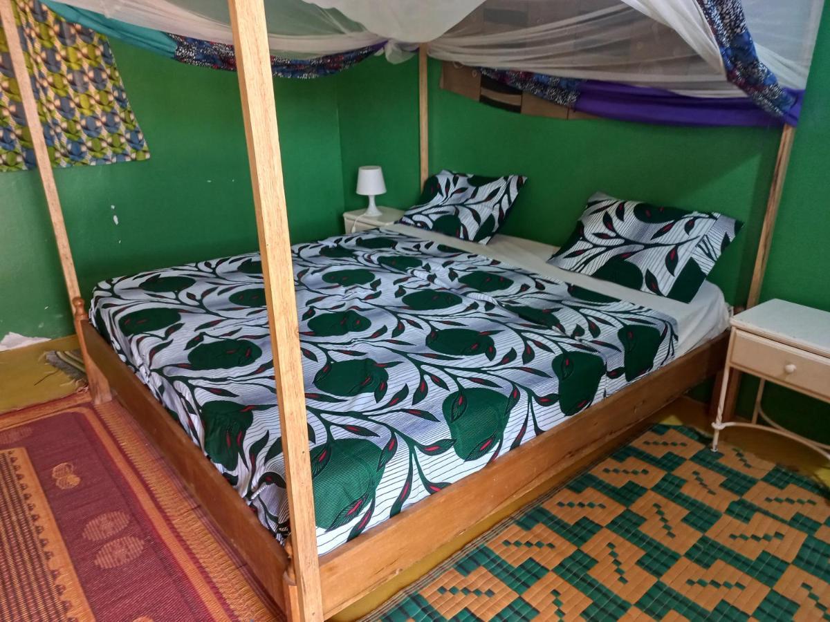 بيت شباب Begue Pokai توباب ديالاو المظهر الخارجي الصورة